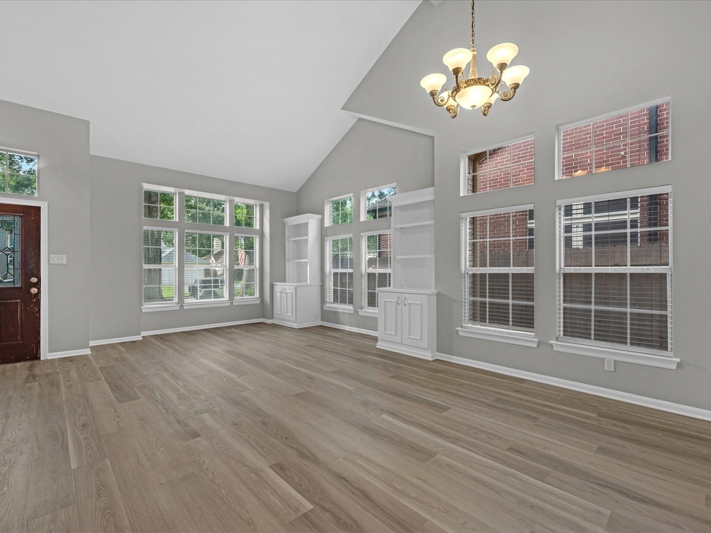 4241 Mountain Peak Way - Photo 6