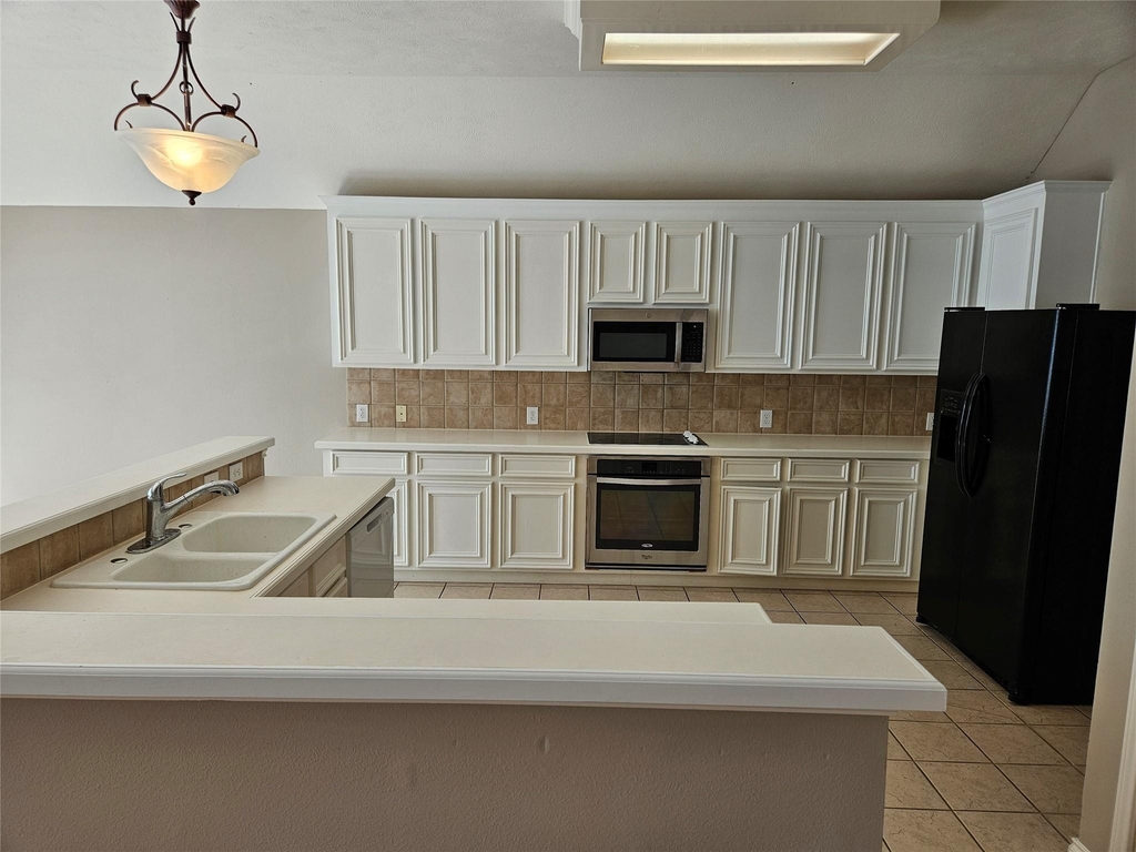 4434 Grove Park Drive - Photo 8