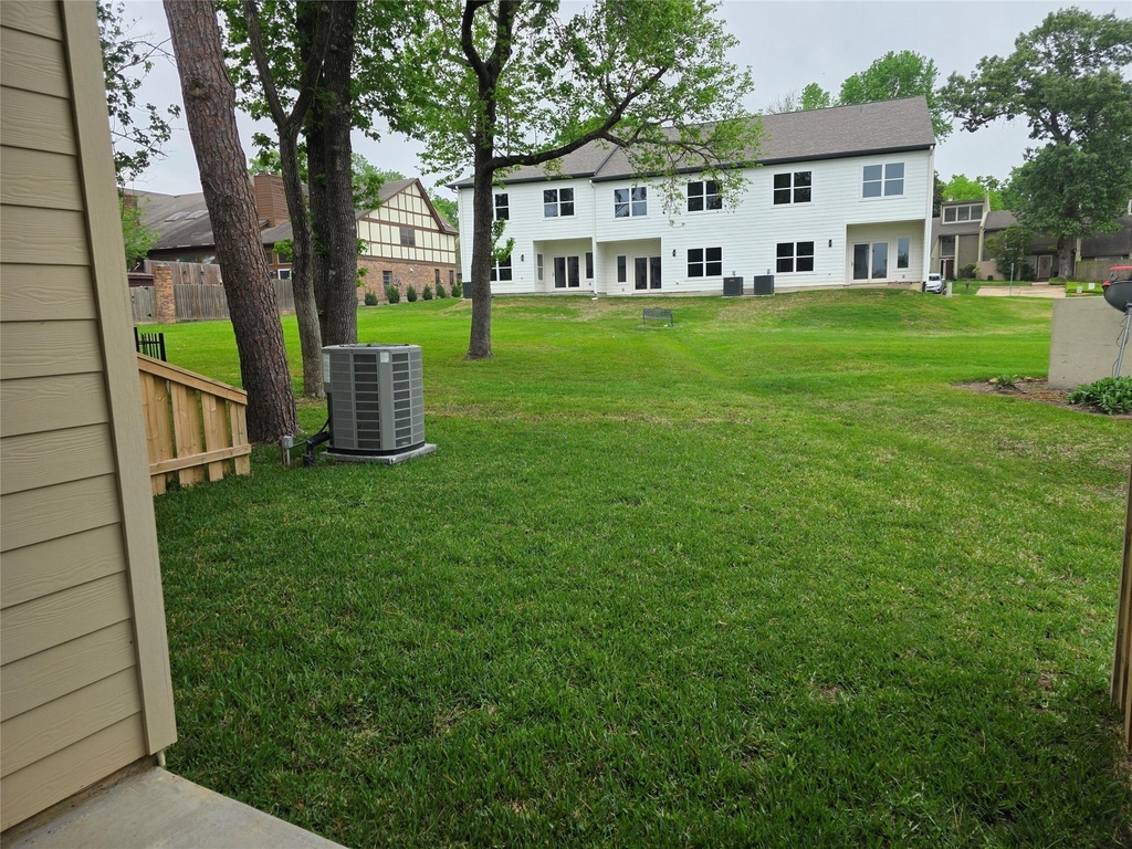 12255 Trail Hollow Drive - Photo 11
