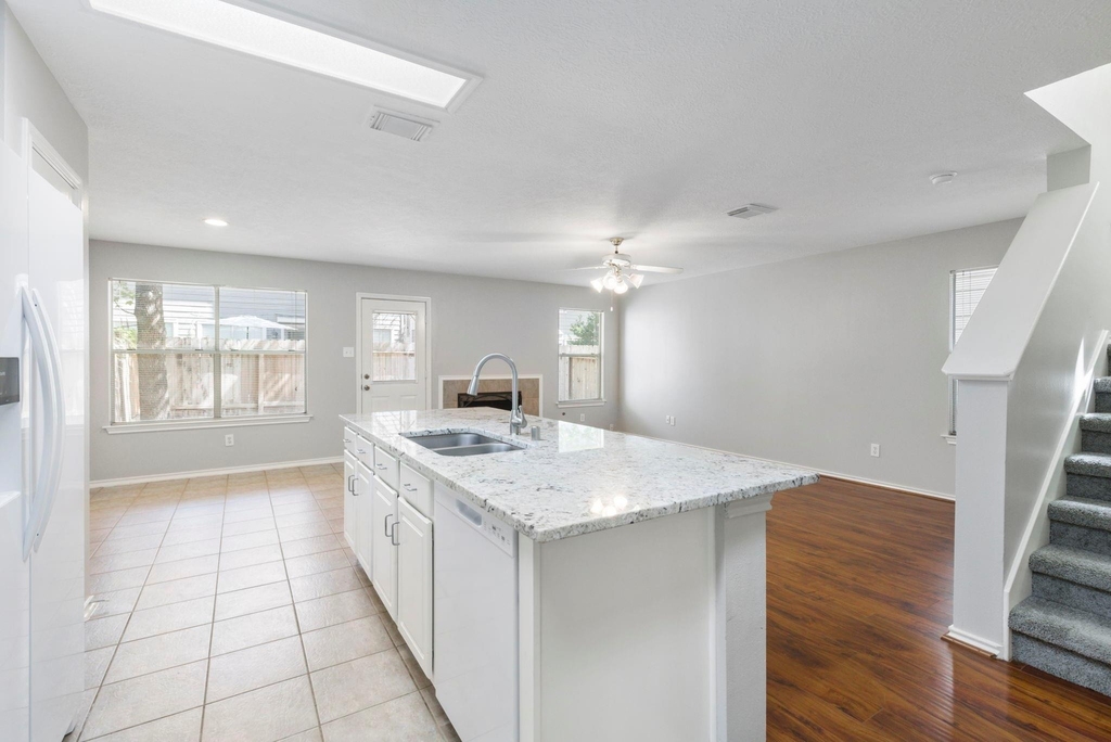 230 Blushwood Place - Photo 10