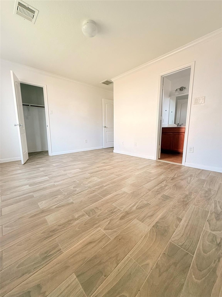 2918 Beacon Grove Street - Photo 4