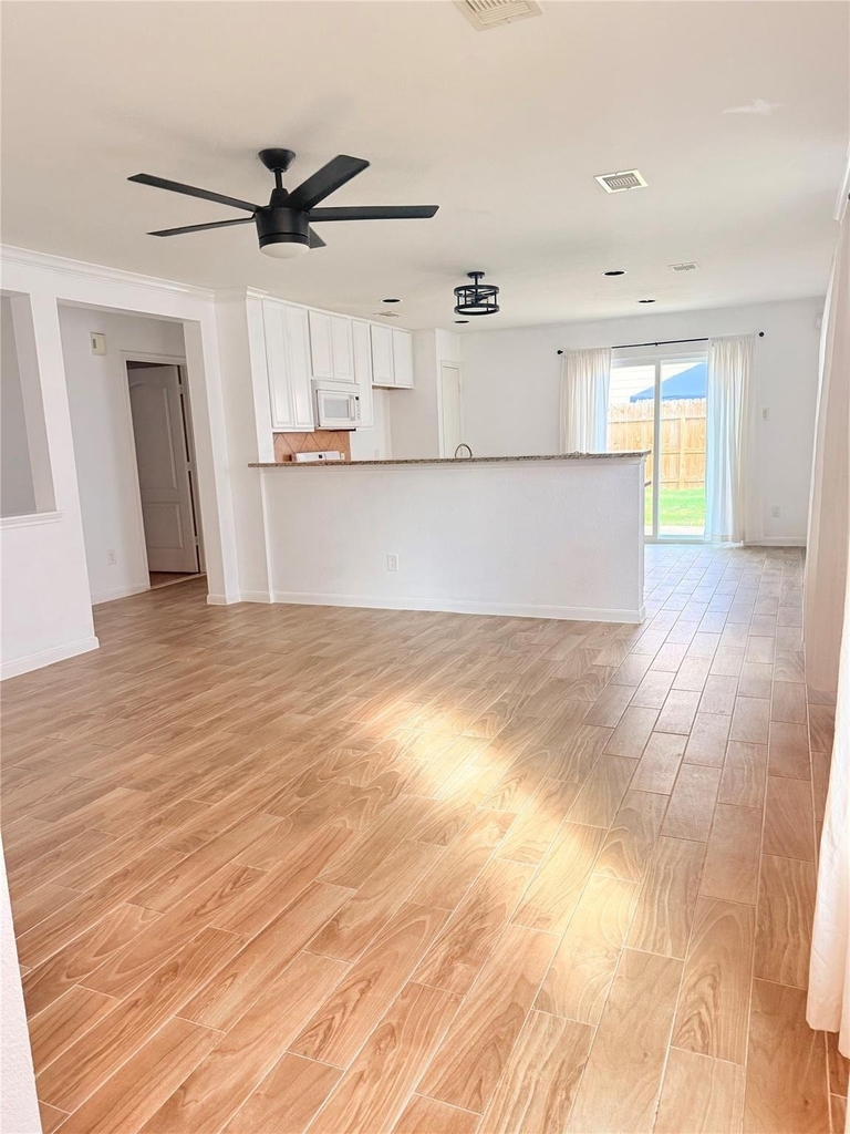 2918 Beacon Grove Street - Photo 11