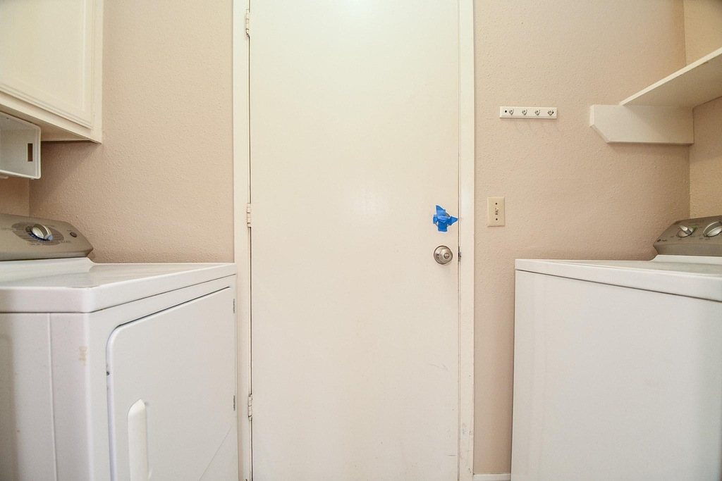 3519 Cabin Place - Photo 23