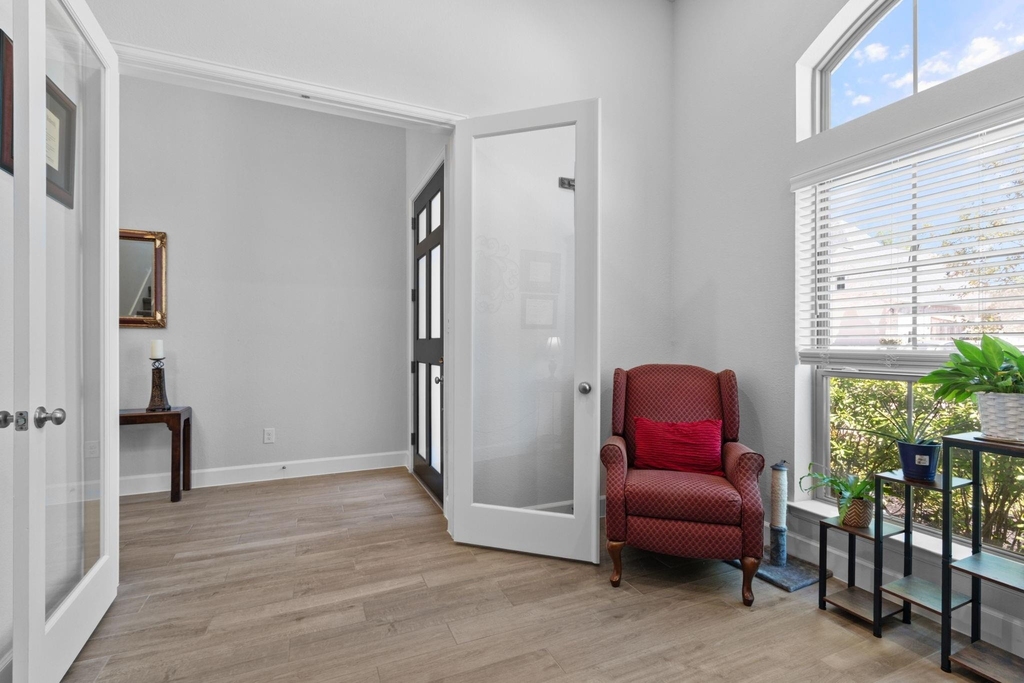 282 Sky Top Drive - Photo 7