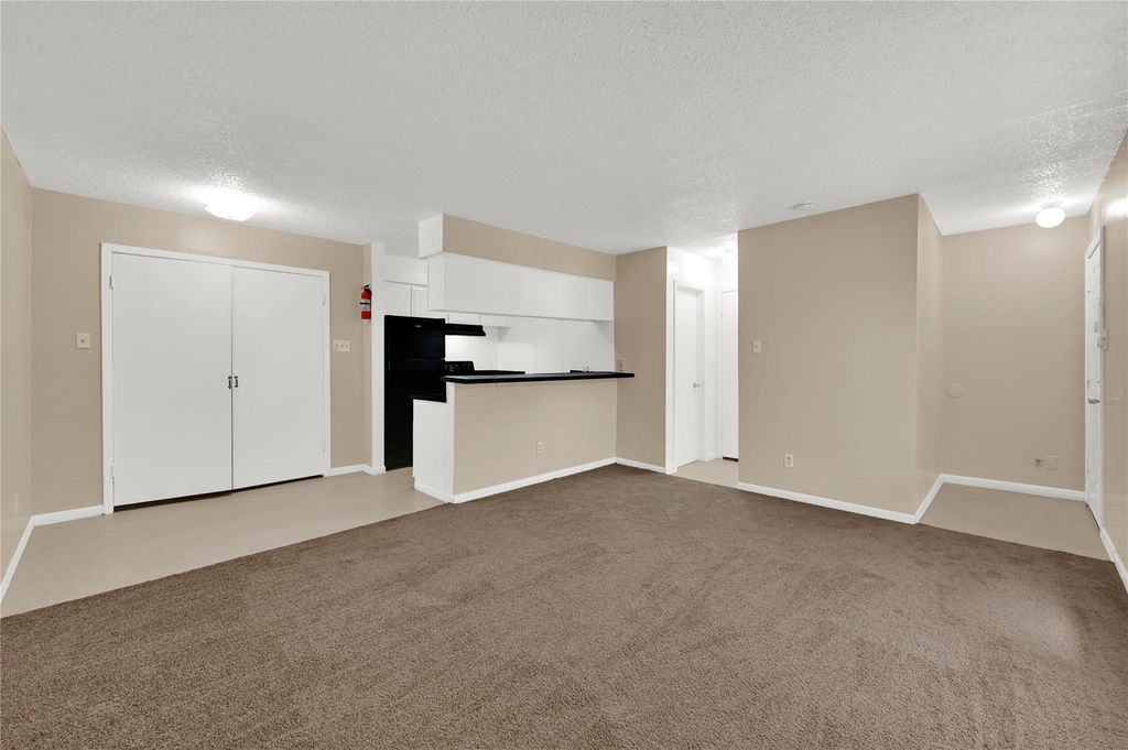 7211 Atwell - Photo 3
