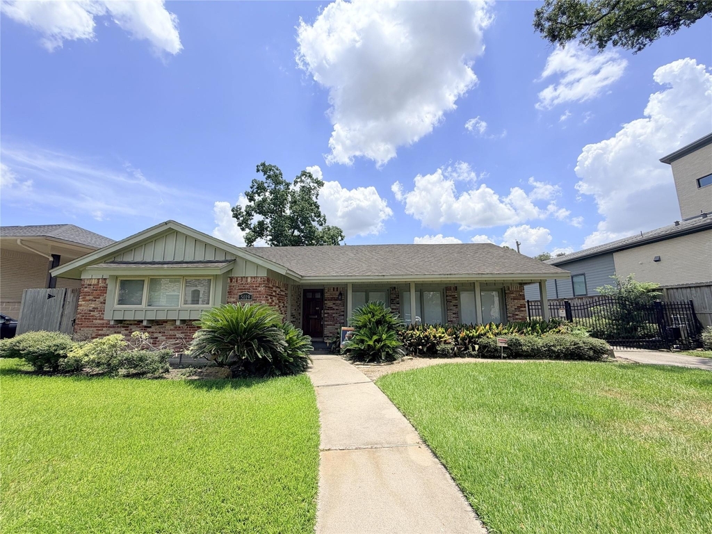 5019 Yarwell Drive - Photo 0