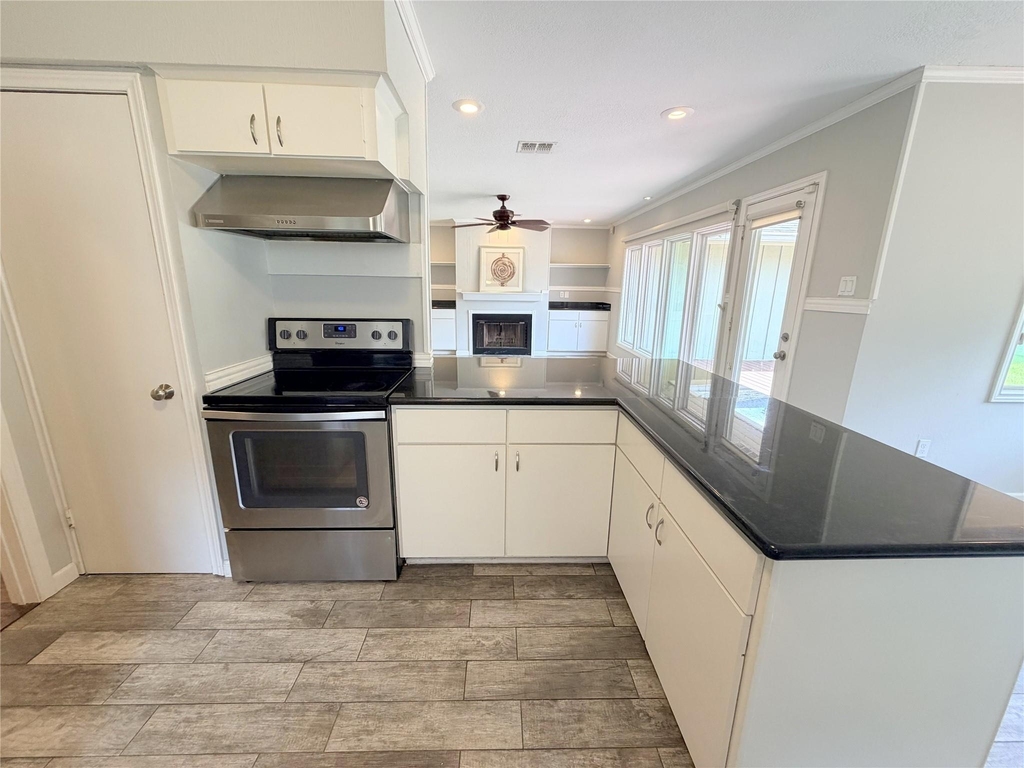 5019 Yarwell Drive - Photo 14
