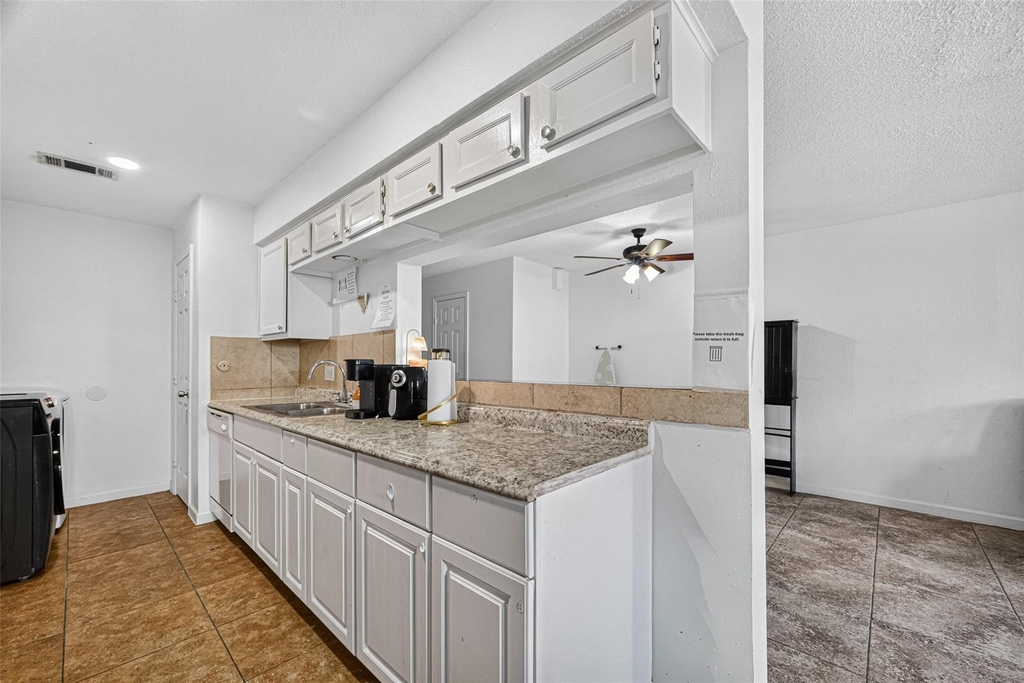 15507 Aldine Westfield Road - Photo 8