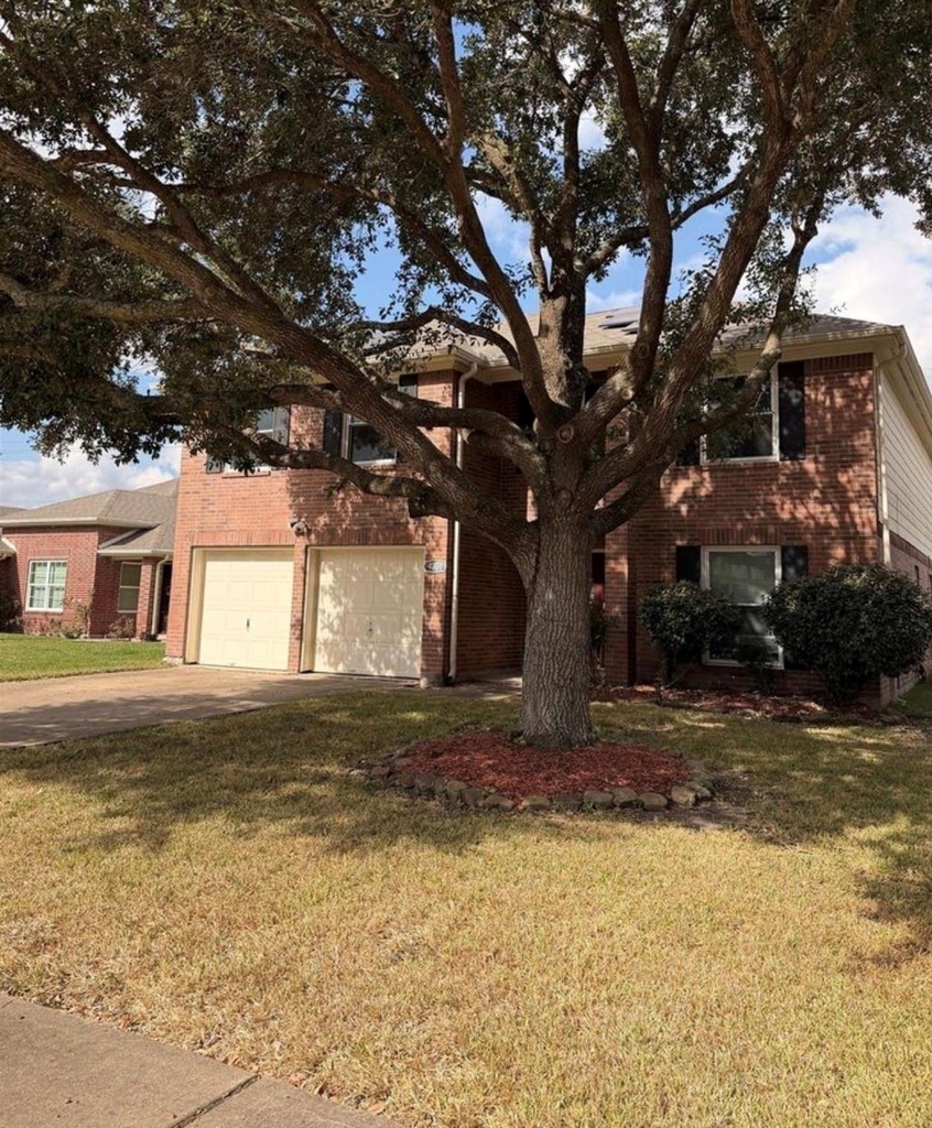 4707 E Parma Drive - Photo 0