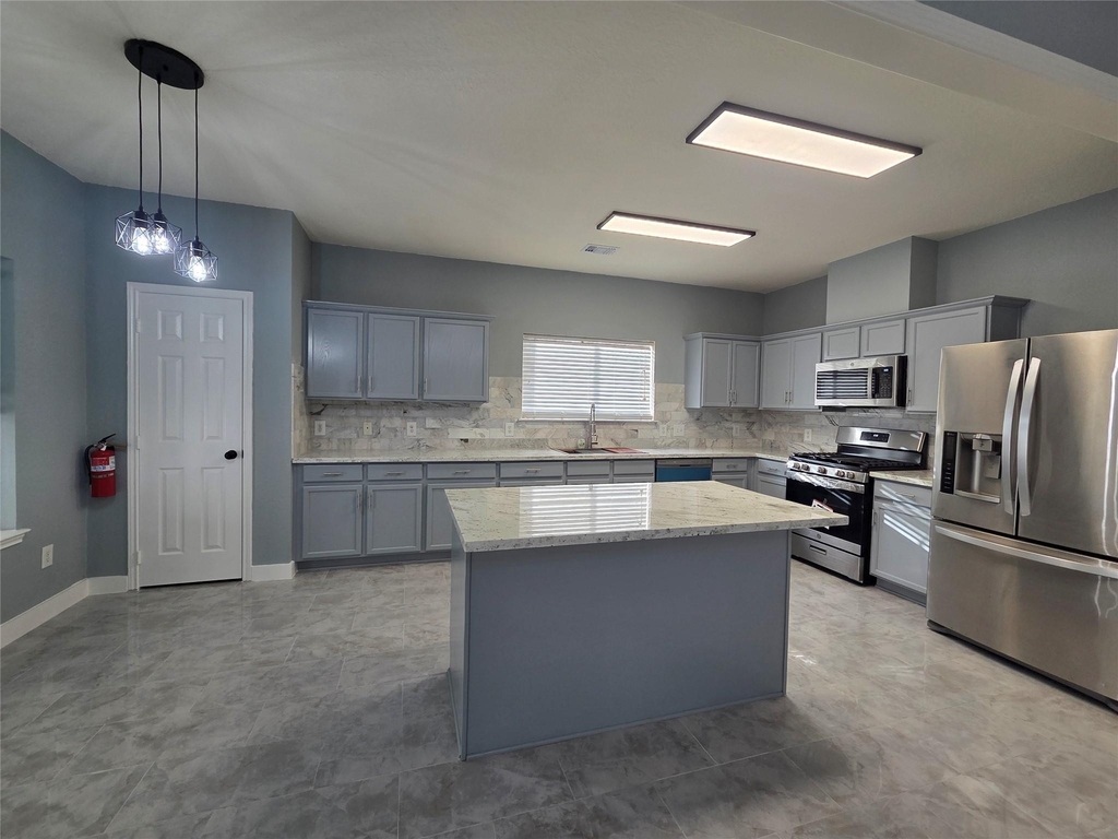 9526 Heflin Colony Drive - Photo 5