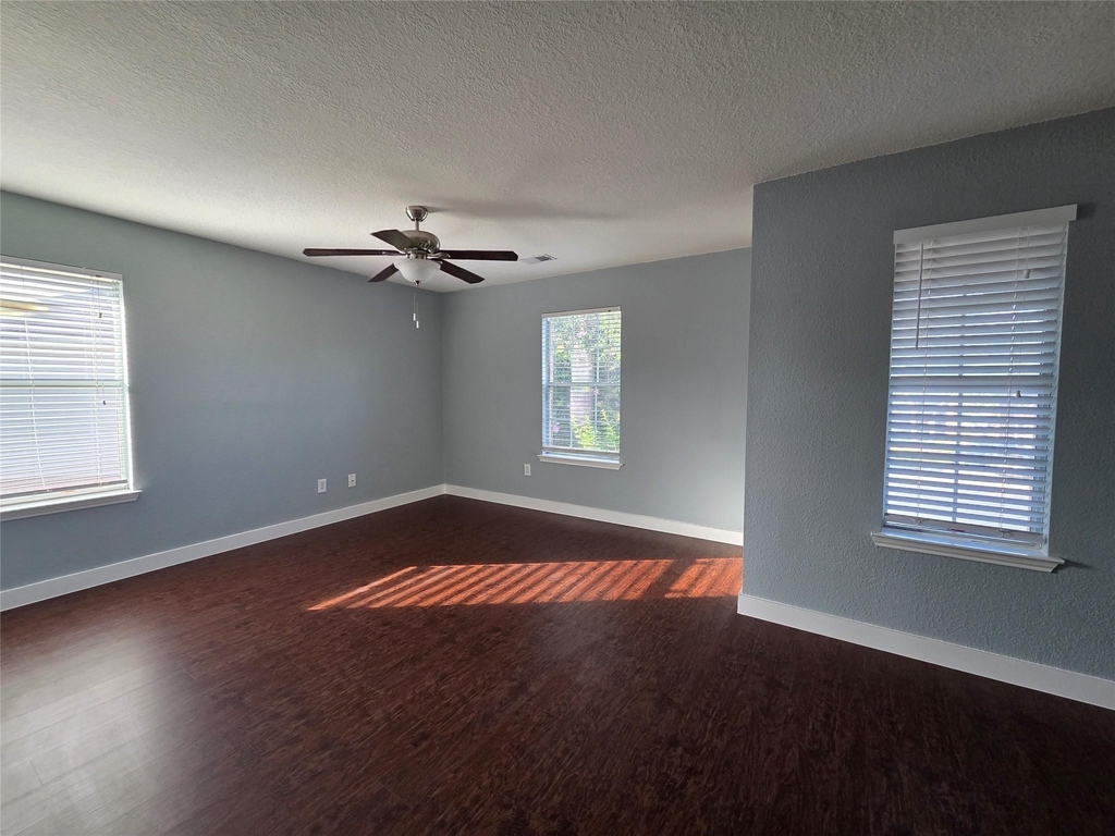 9526 Heflin Colony Drive - Photo 33