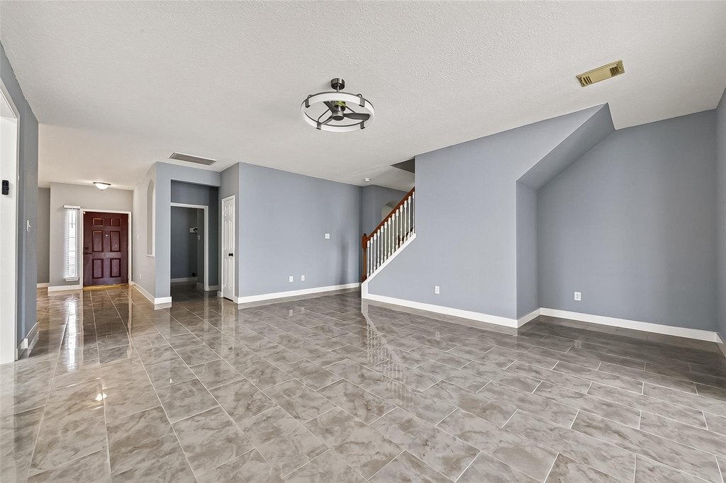 9526 Heflin Colony Drive - Photo 7