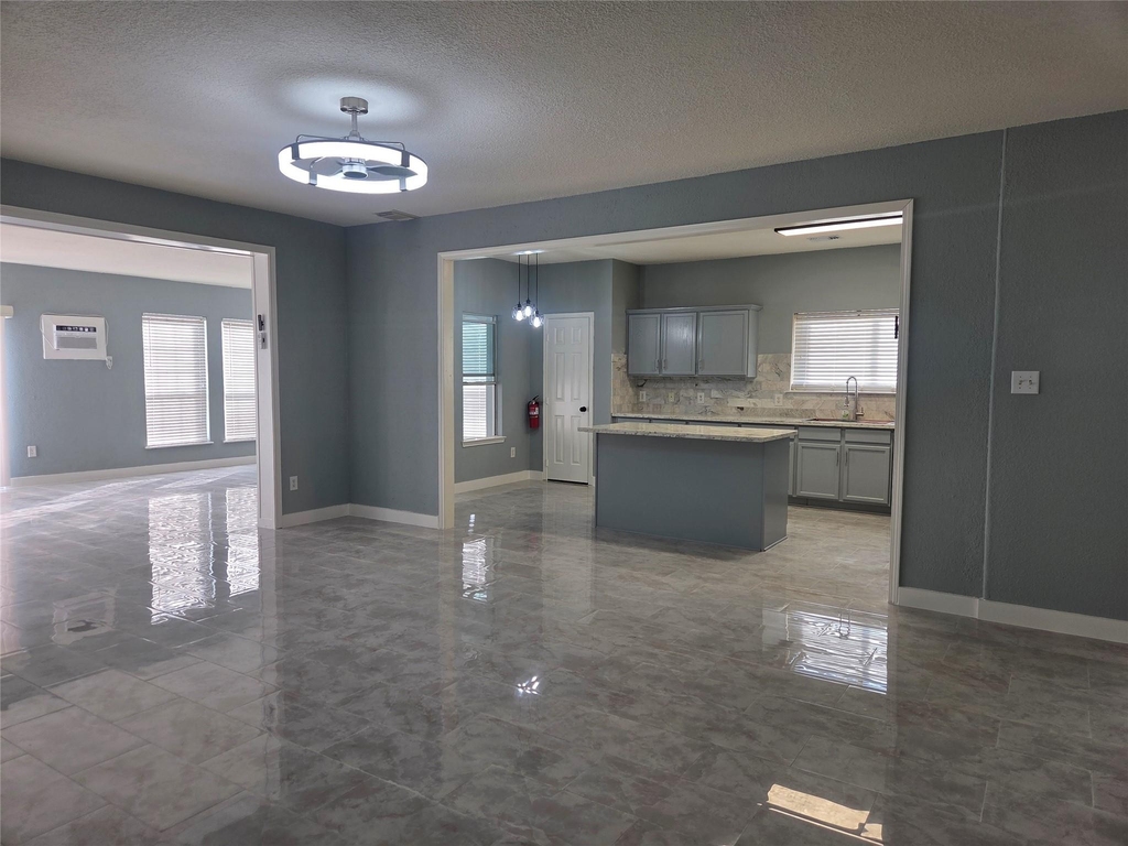 9526 Heflin Colony Drive - Photo 9