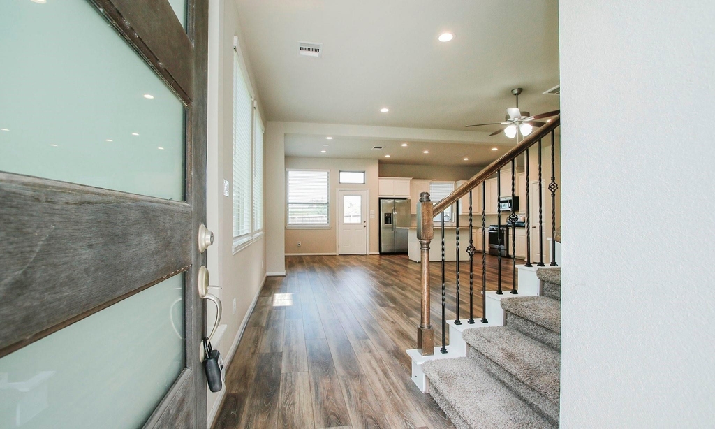 239 Biltmore Loop - Photo 6