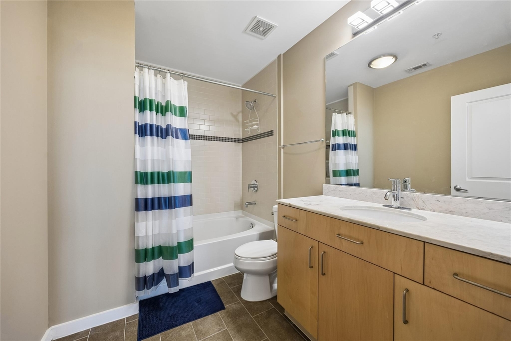 5925 Almeda Road - Photo 14