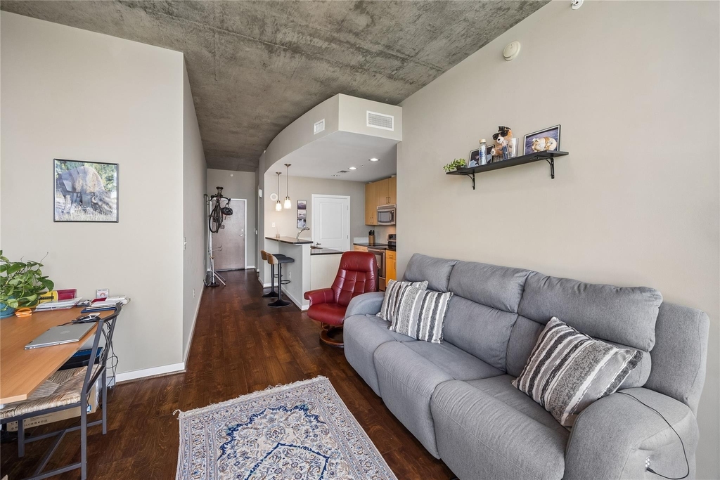 5925 Almeda Road - Photo 7