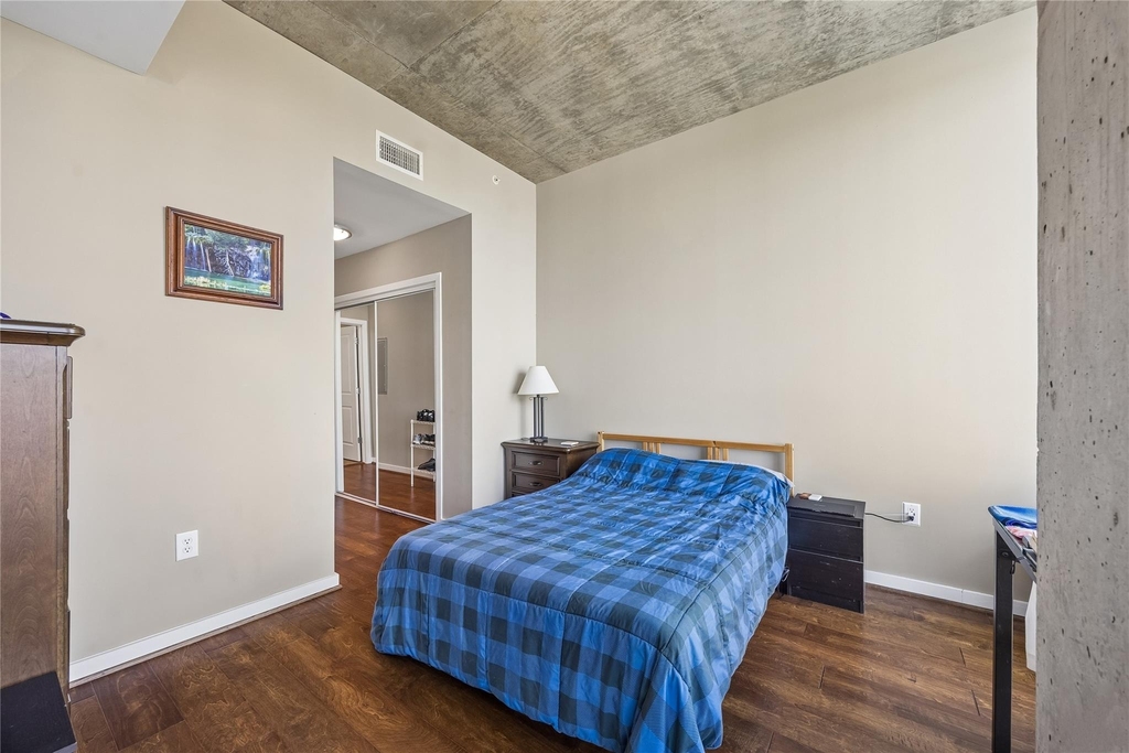 5925 Almeda Road - Photo 13