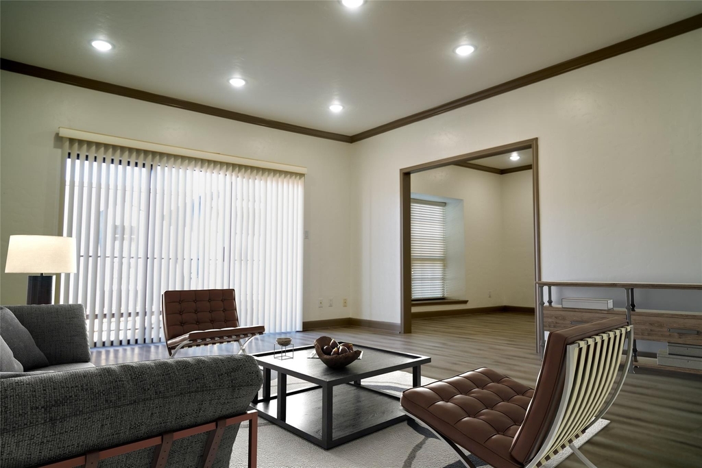 2400 N Braeswood Boulevard - Photo 0