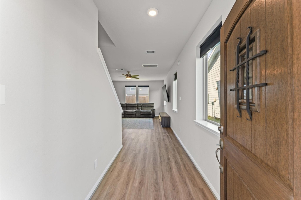 5343 Marisol Cove Drive - Photo 3