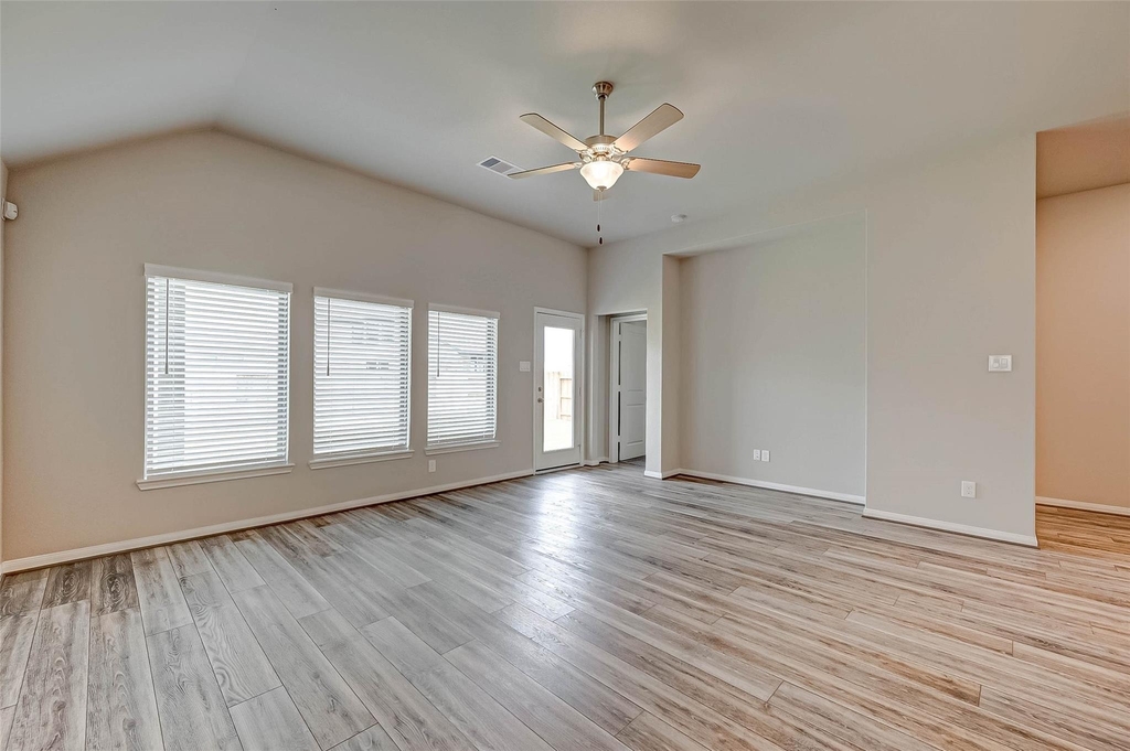 24014 Barnett Overlook - Photo 10