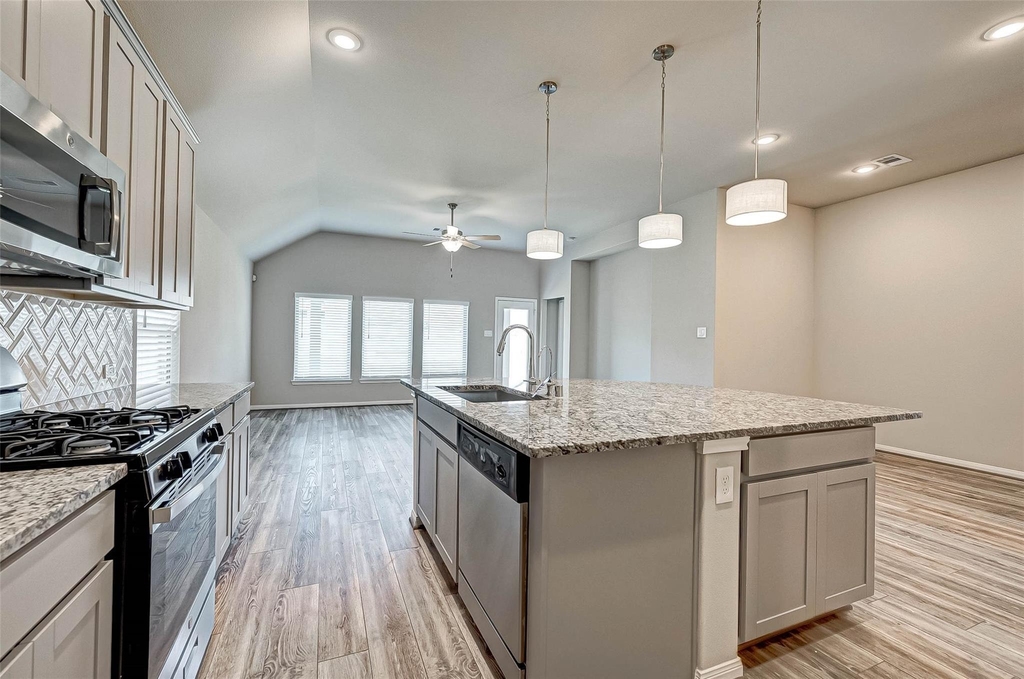 24014 Barnett Overlook - Photo 17