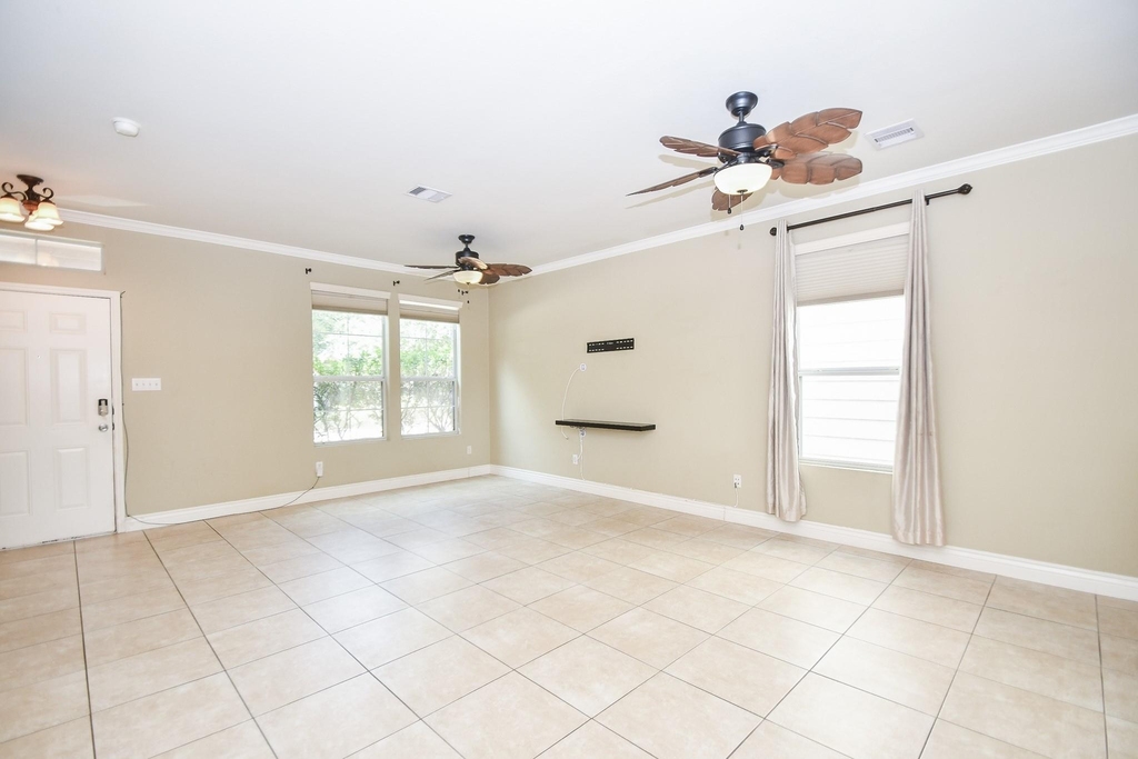 16843 Mammoth Springs Drive - Photo 3