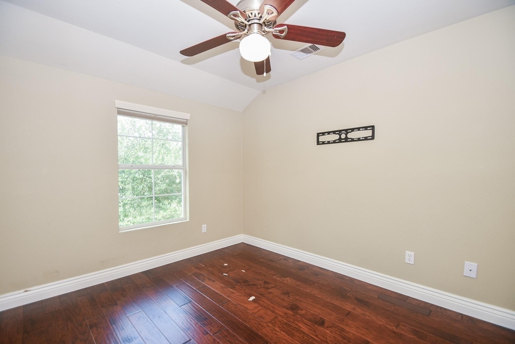 16843 Mammoth Springs Drive - Photo 19