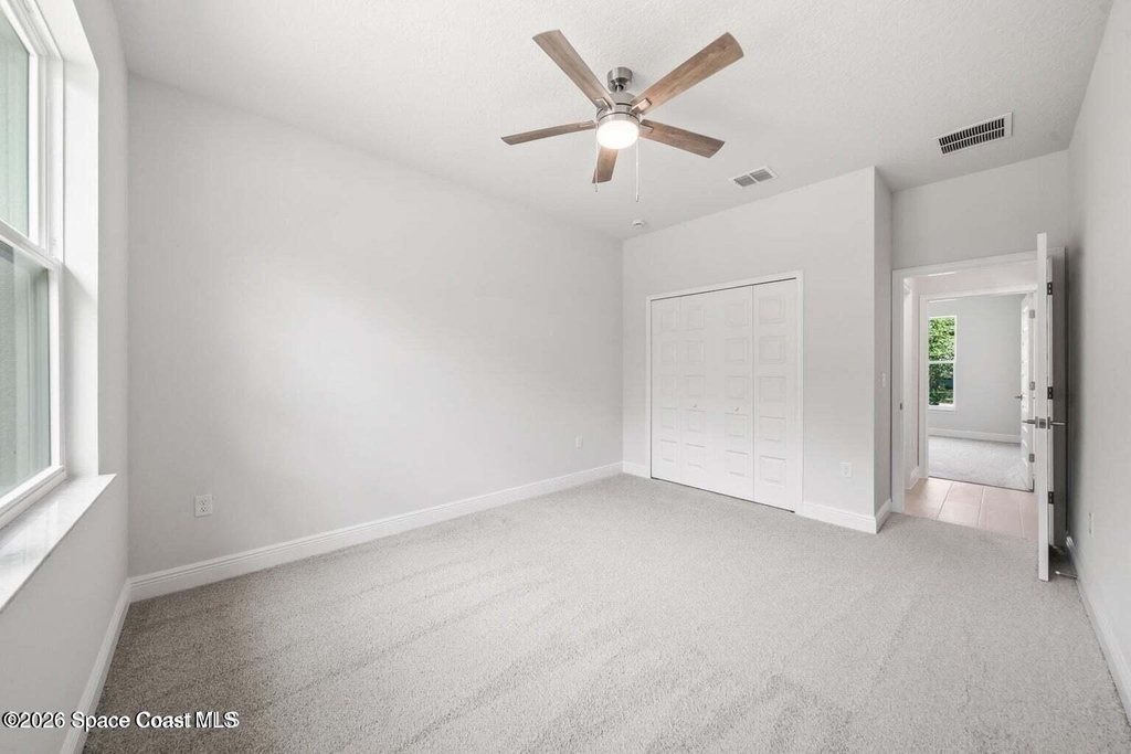 407 Cellini Avenue Ne - Photo 24