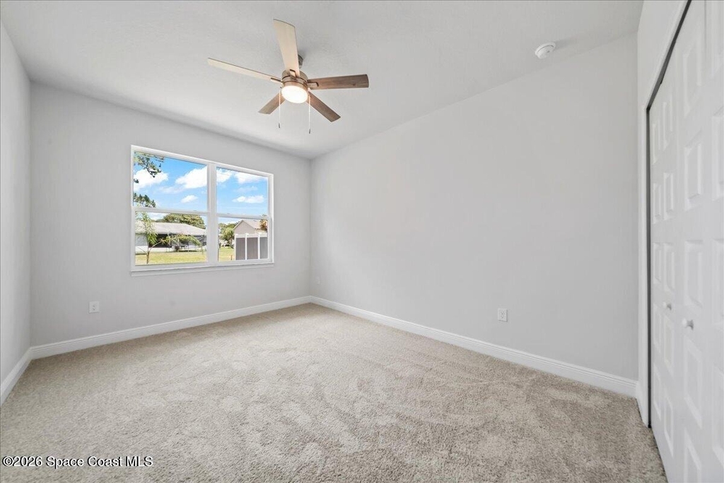 407 Cellini Avenue Ne - Photo 18