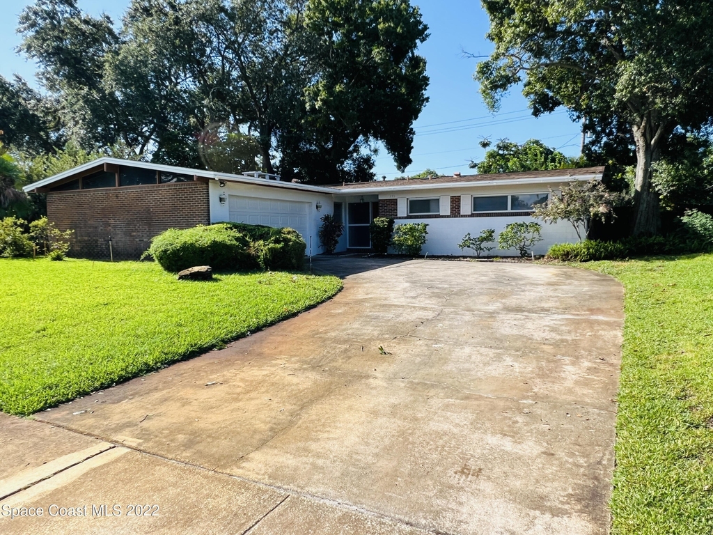355 S Bel Aire Drive S - Photo 0