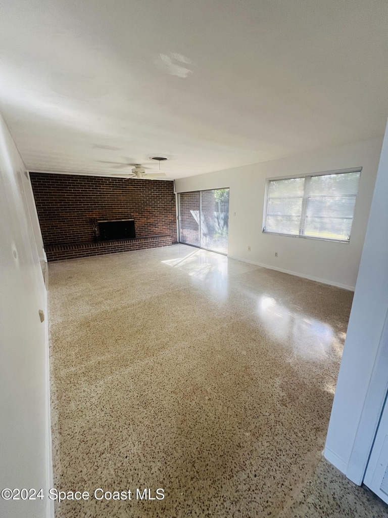 355 S Bel Aire Drive S - Photo 10
