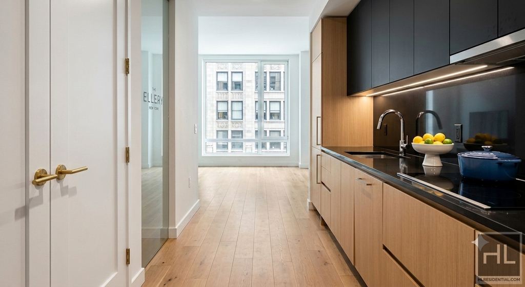 West 43rd Street - Photo 1