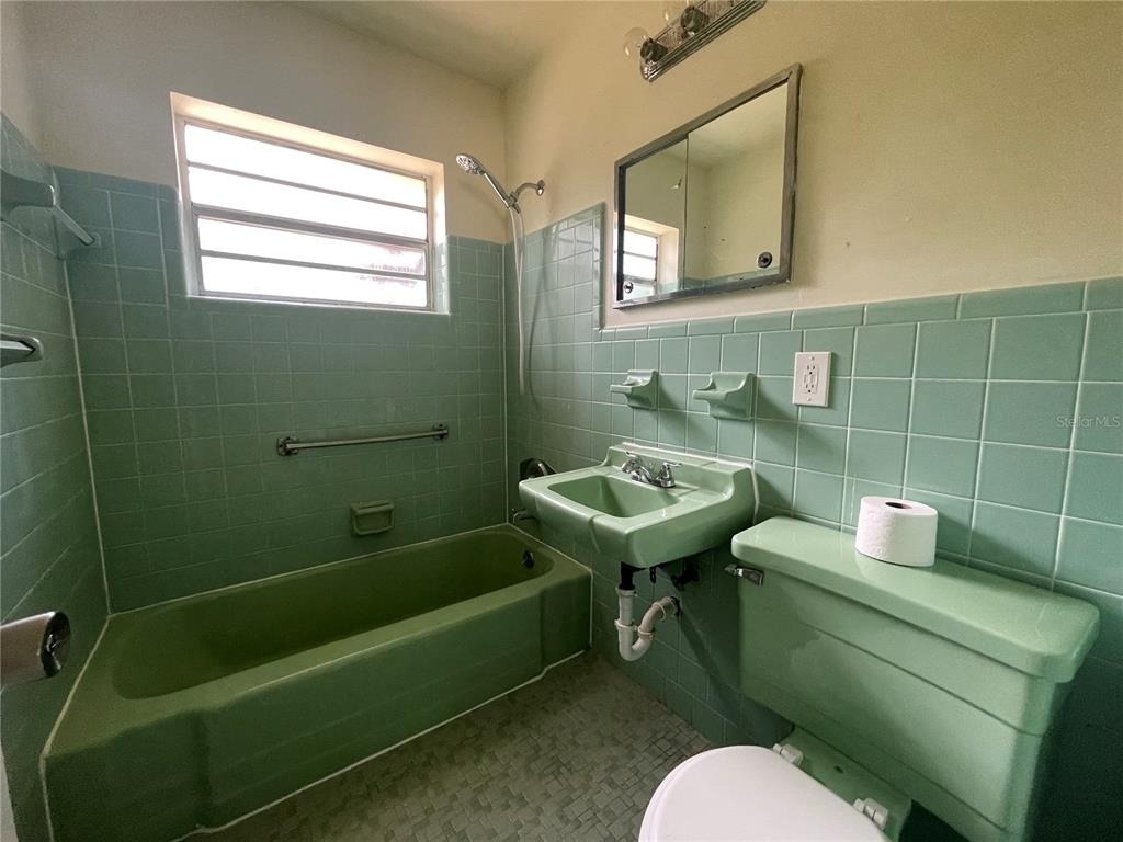 1324 Whitewood Drive - Photo 8
