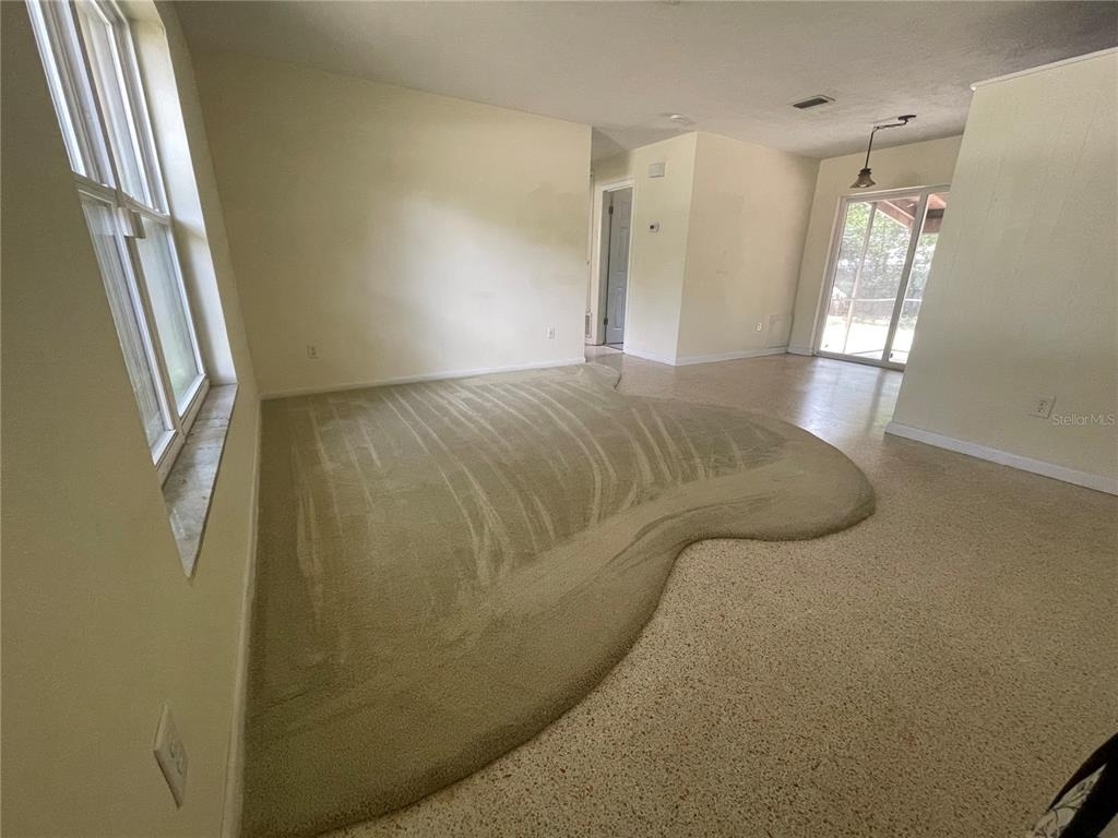 1324 Whitewood Drive - Photo 2