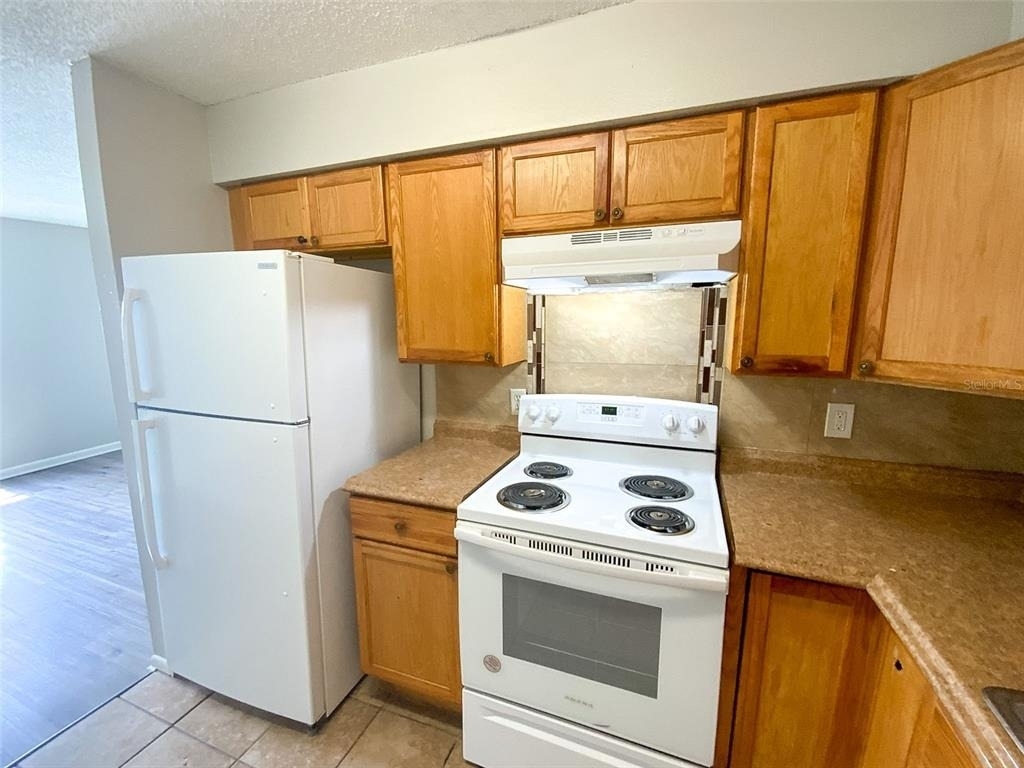 2205 Irene Street - Photo 3