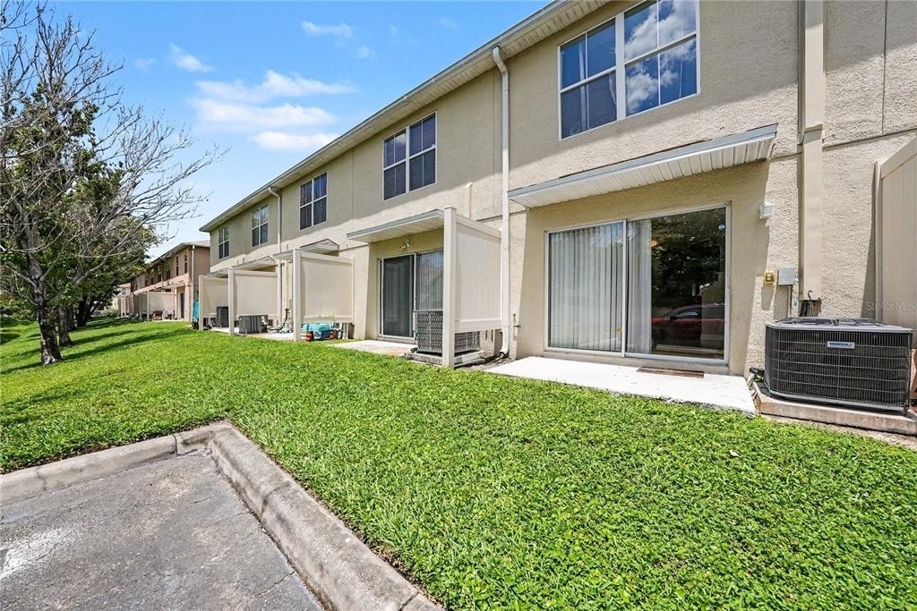 8106 Silent Creek Drive - Photo 14