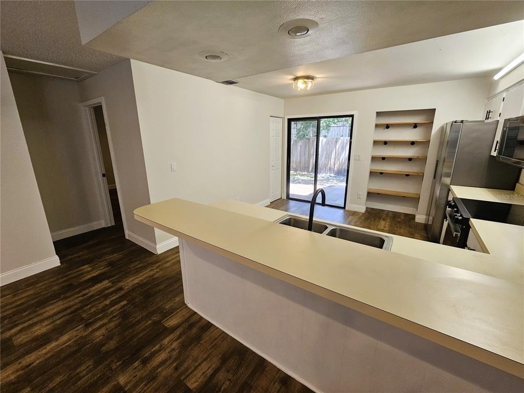 1003 Willow Pond Drive - Photo 10