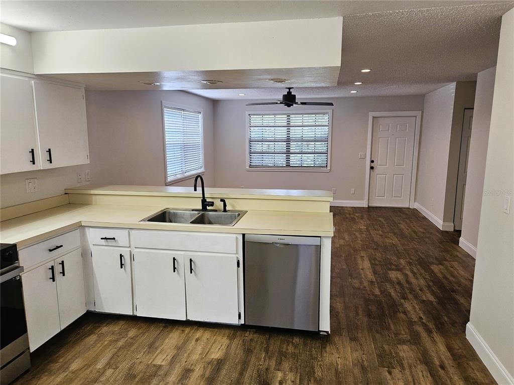 1003 Willow Pond Drive - Photo 7