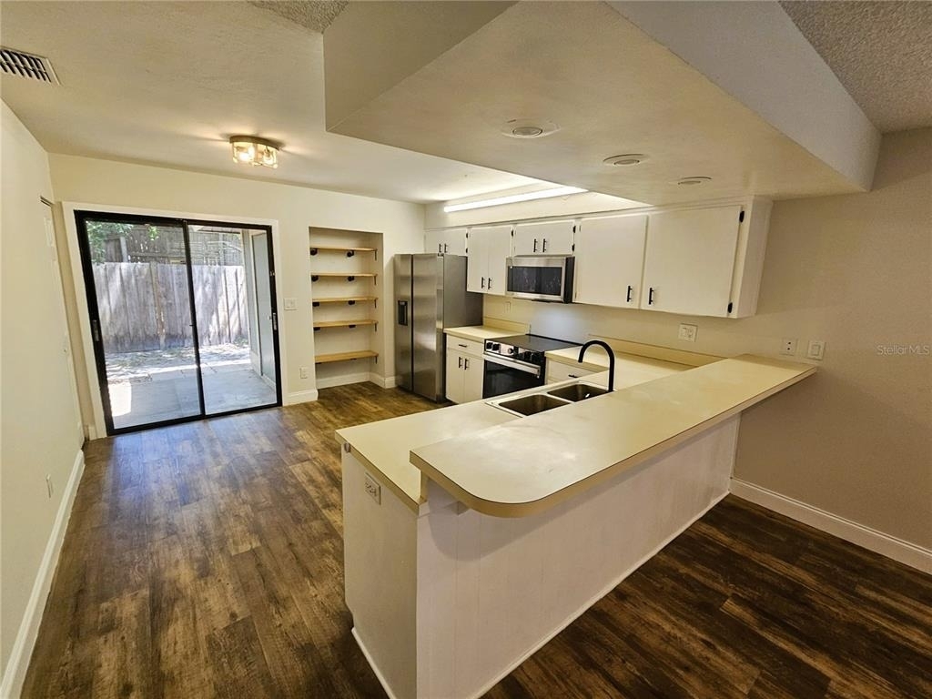 1003 Willow Pond Drive - Photo 6