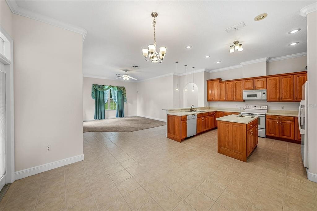 12806 Judy Street - Photo 11