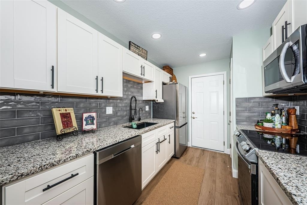 2735 Sherbrooke Lane - Photo 14