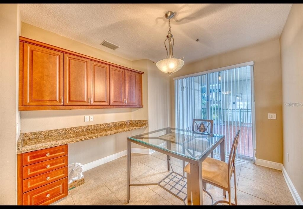 1042 Bellasol Way - Photo 7