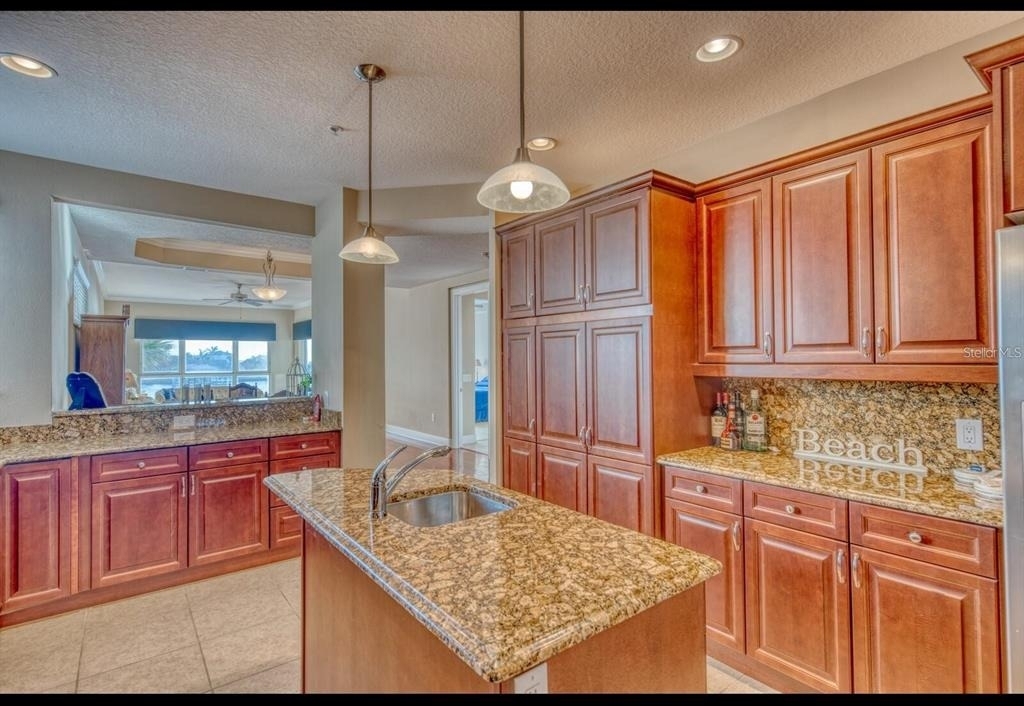 1042 Bellasol Way - Photo 9