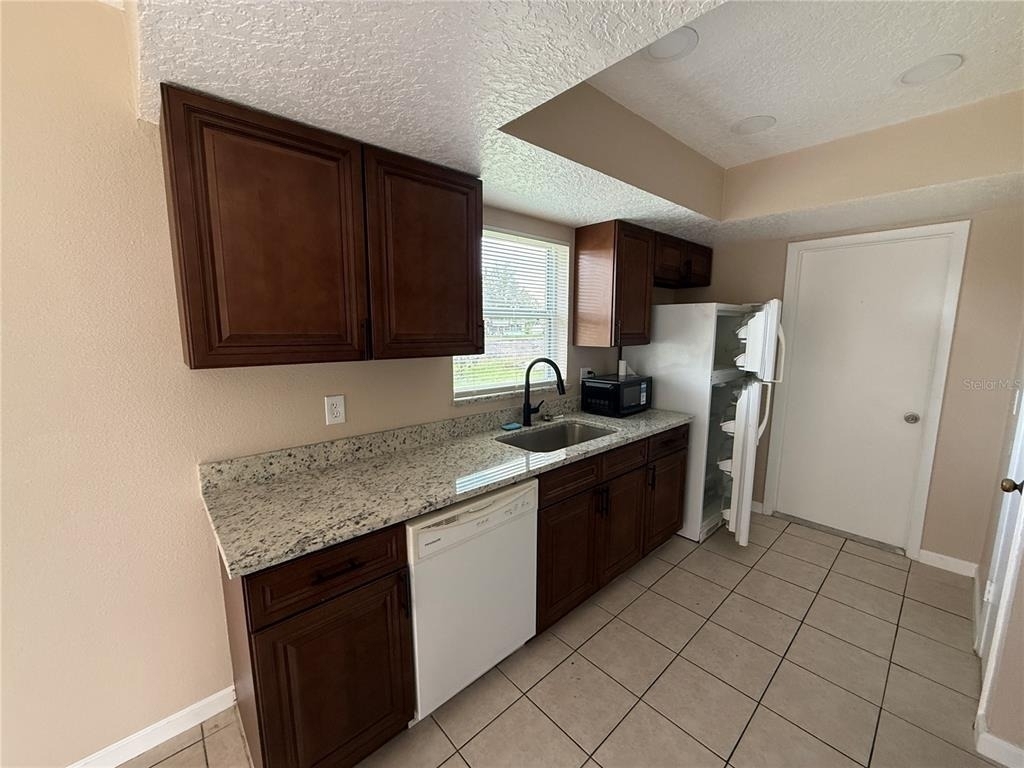 133 Alderwood Drive - Photo 11