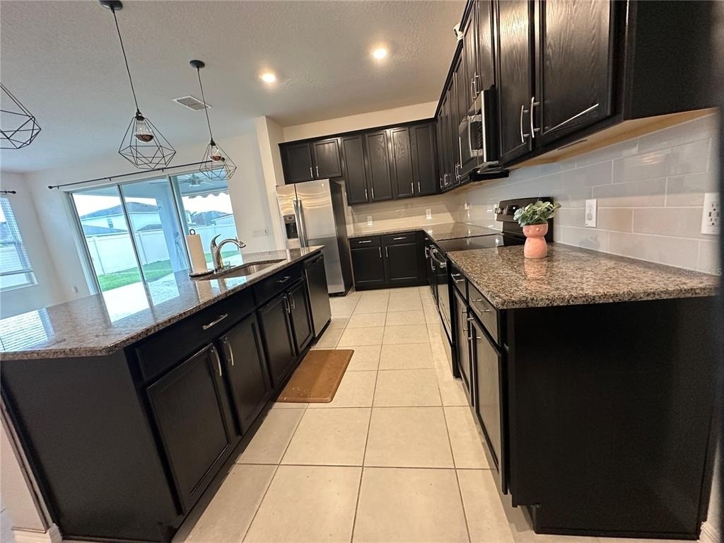 2104 Stillwood Way - Photo 4