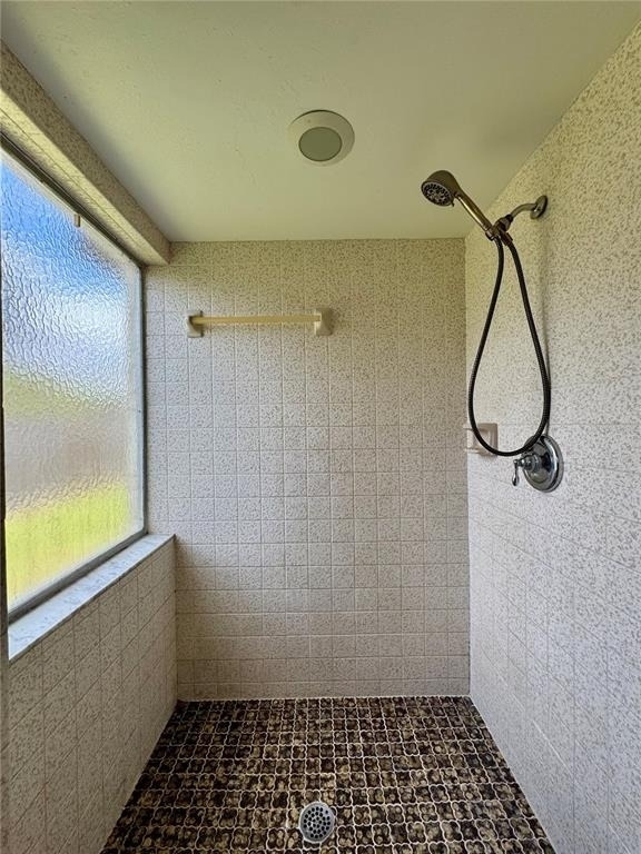 9218 Everwood Street - Photo 15