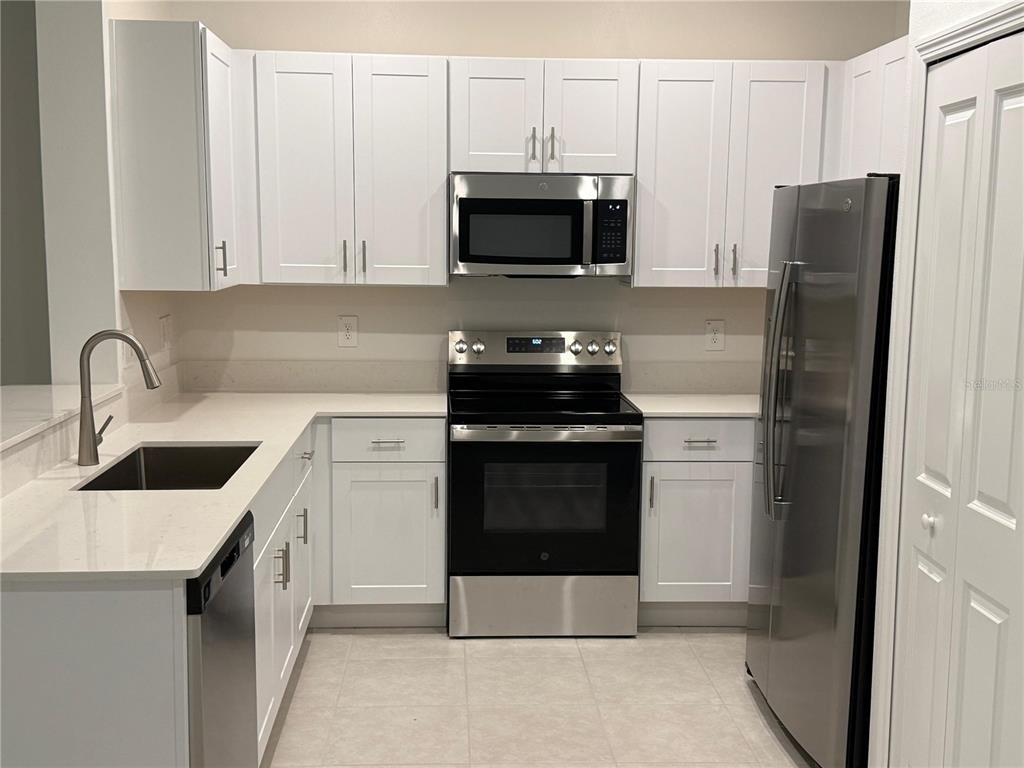 10300 Honey Hammock Way - Photo 2