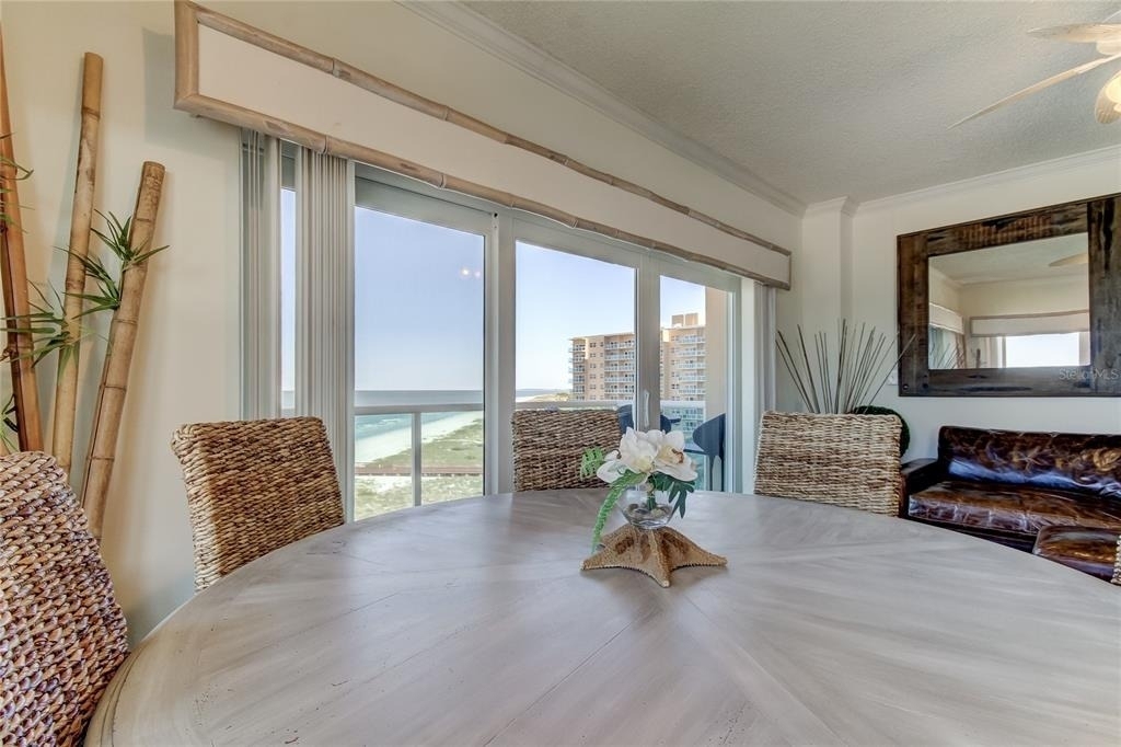 880 Mandalay Avenue - Photo 17
