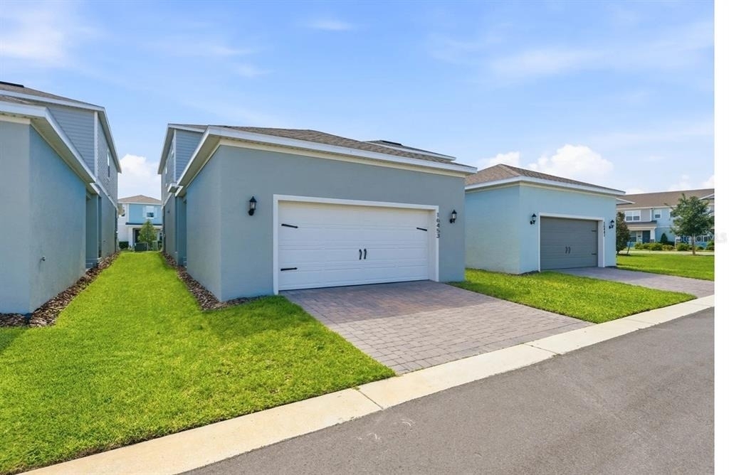 16453 Hamlin View Street - Photo 25