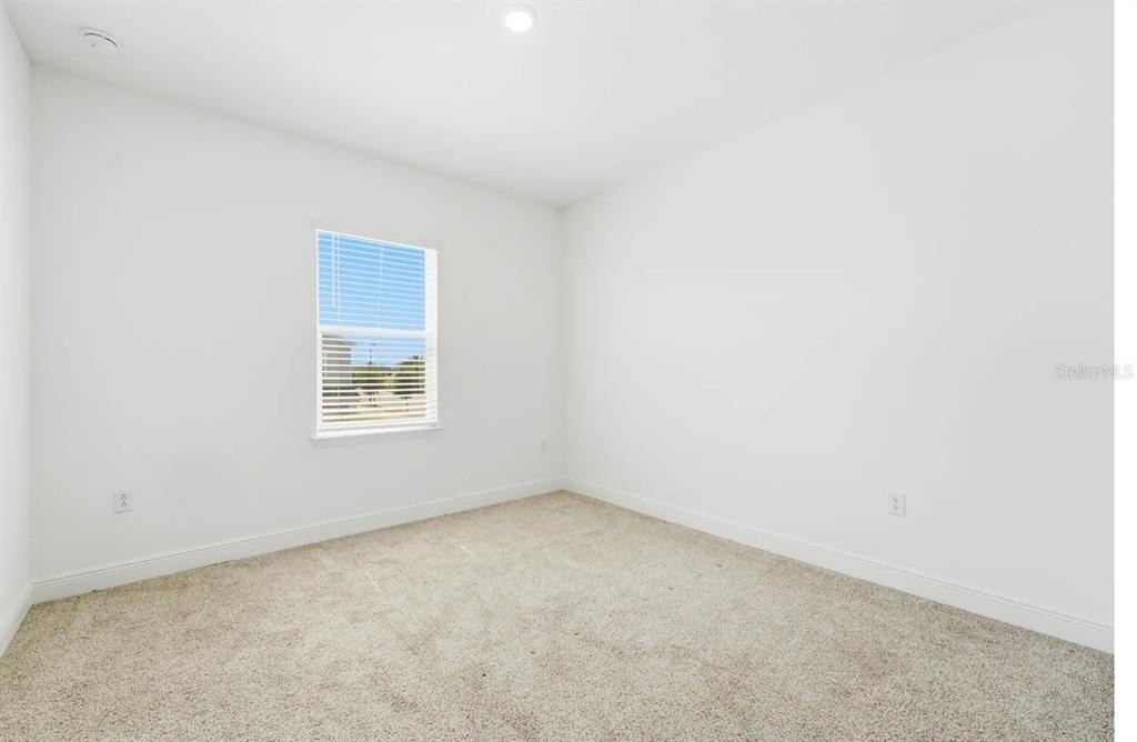 16453 Hamlin View Street - Photo 23